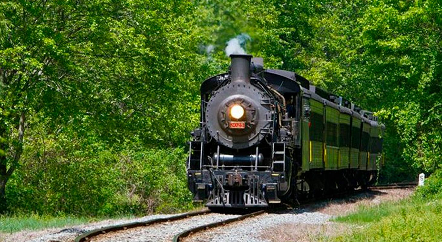 Connecticut Dinner Train Experience