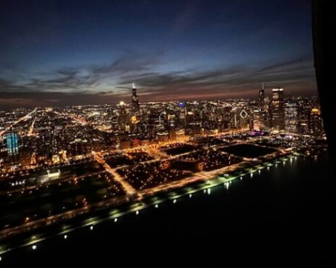 Chicago Helicopter Tour of Iconic Skyline